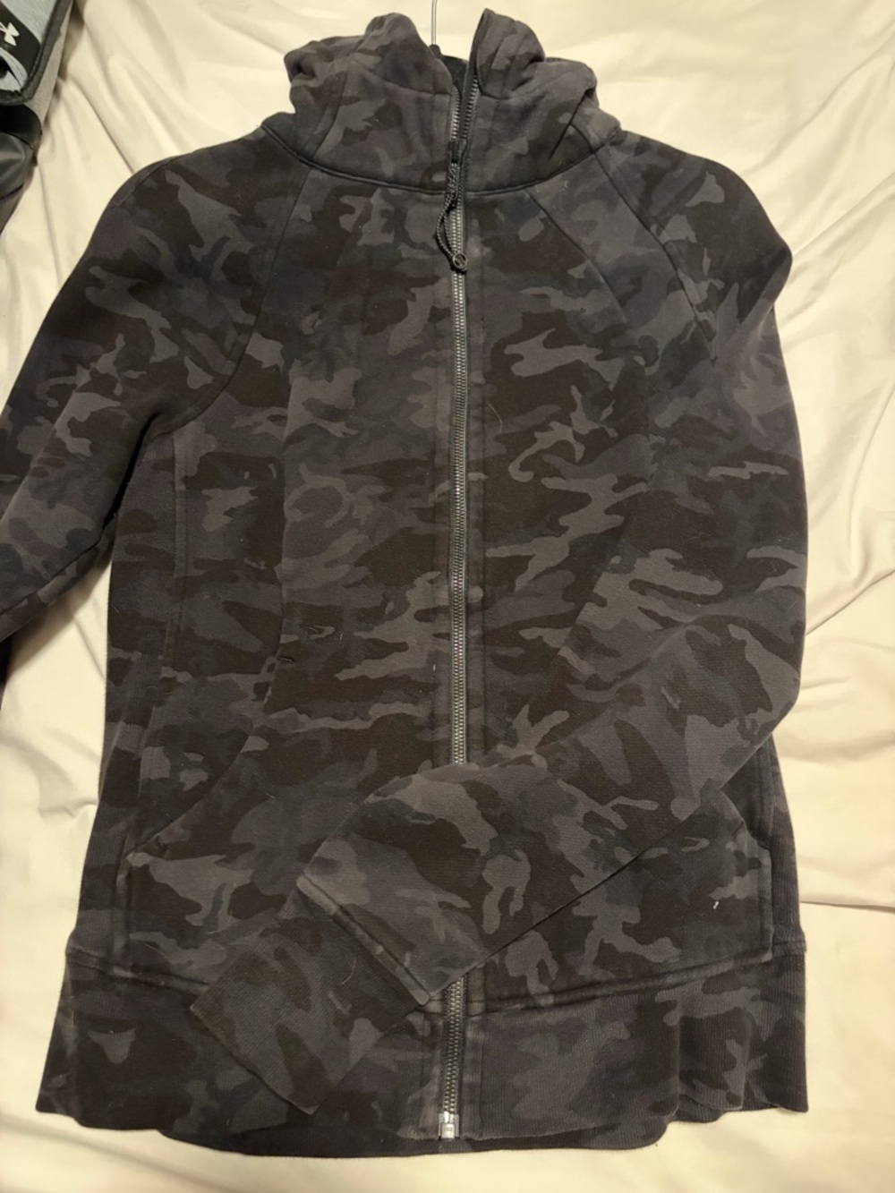 lululemon athletica Women's Full-Zip Camo Hoodie - Black Gray